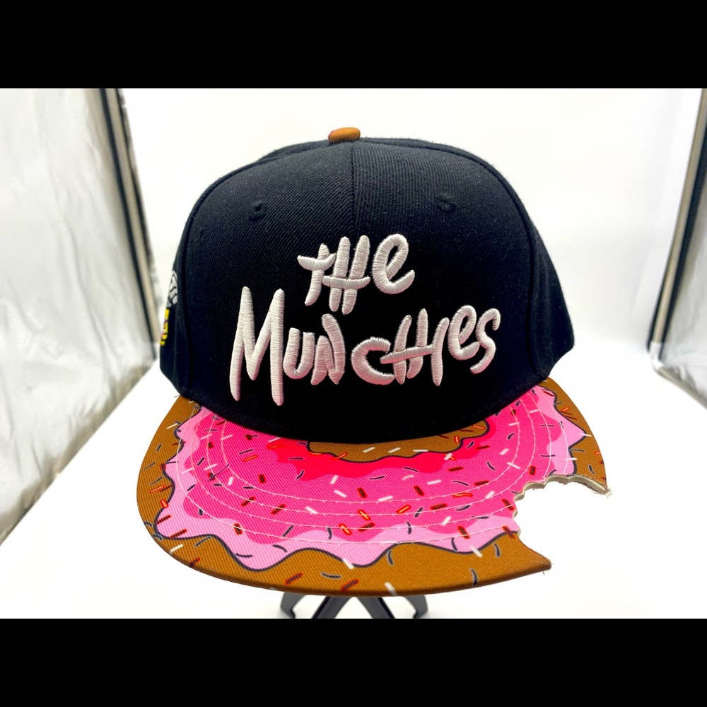 “The Munchies” Hat- Black/Pink/Tan- One size fits most Brand New NO TAGS!!